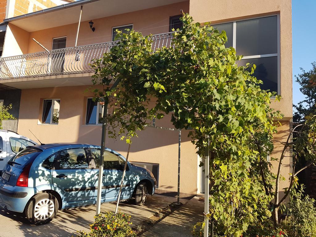 Apartment Roma Kaštela Eksteriør billede